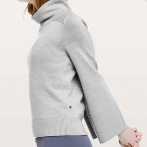 Lululemon City Trek Turtleneck Sweater Merino Wool *No Size Tag* Small XS Gray *
